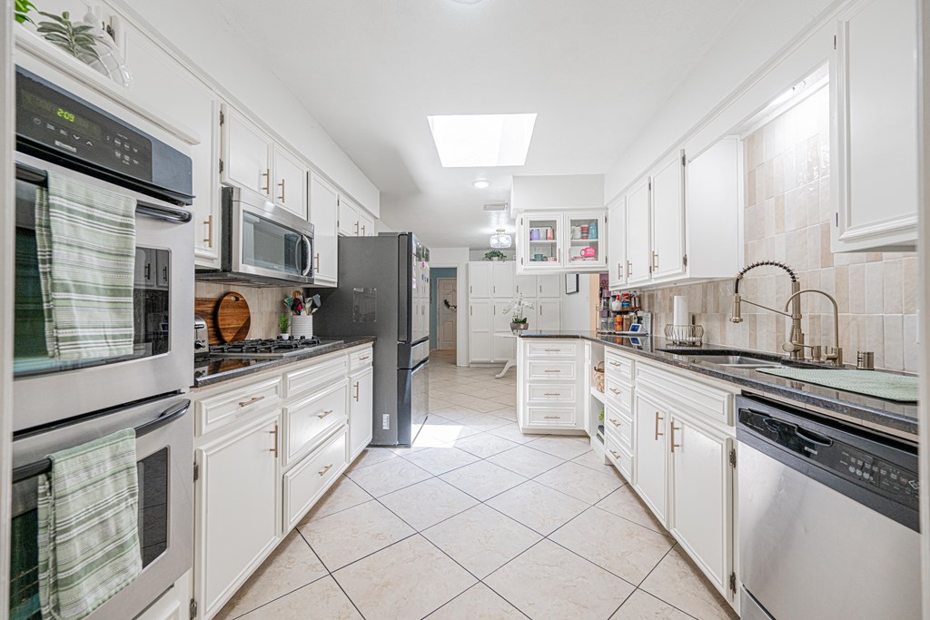 5004 Los Alamitos Dr, Midland, Texas image 33