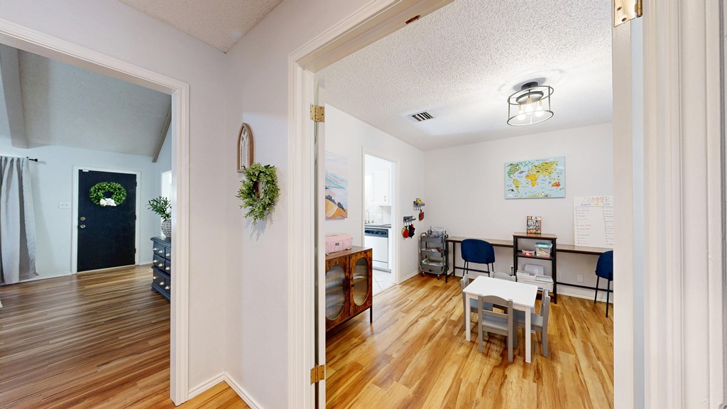 5004 Los Alamitos Dr, Midland, Texas image 22