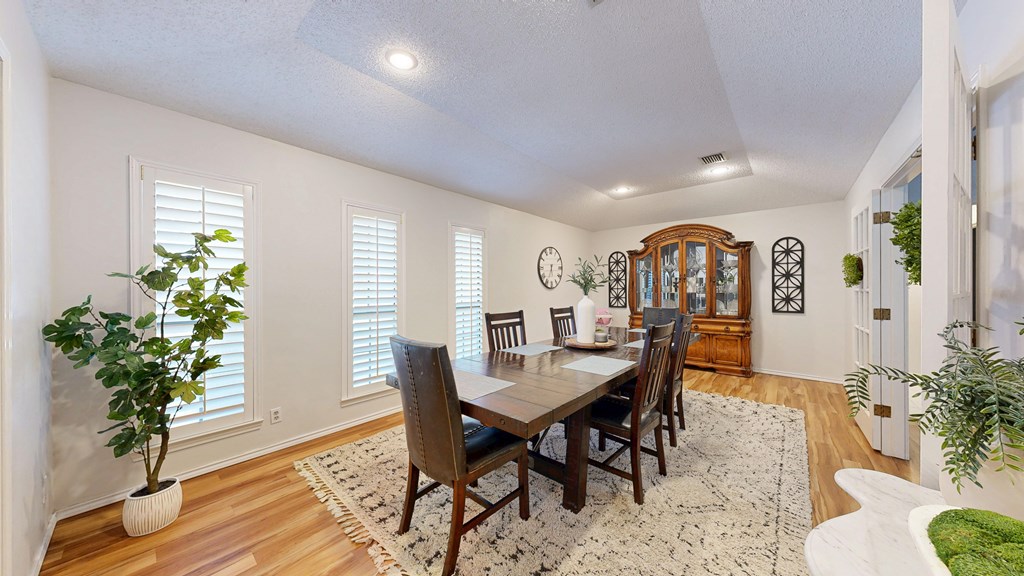 5004 Los Alamitos Dr, Midland, Texas image 14