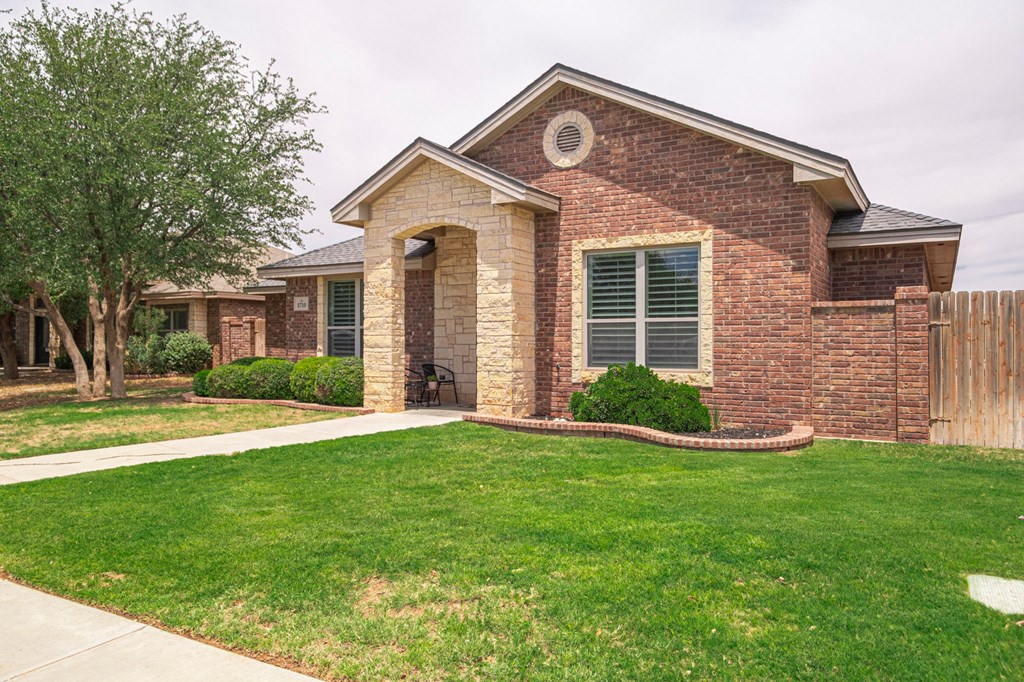 5710 Carmel Court, Midland, Texas image 3