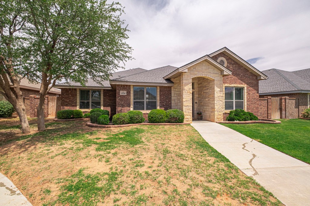 5710 Carmel Court, Midland, Texas image 2