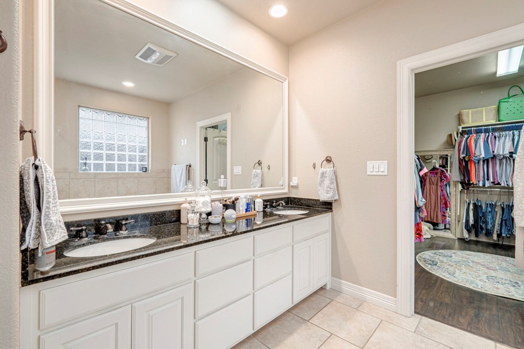 5710 Carmel Court, Midland, Texas image 38