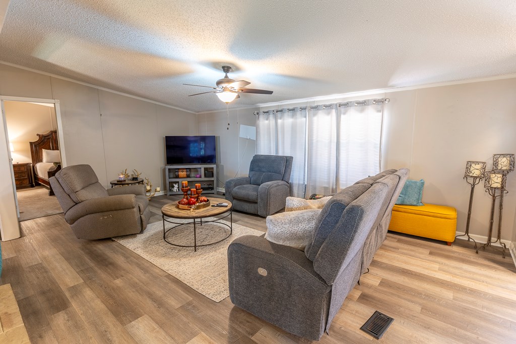 3406 S County Rd 1071, Midland, Texas image 2