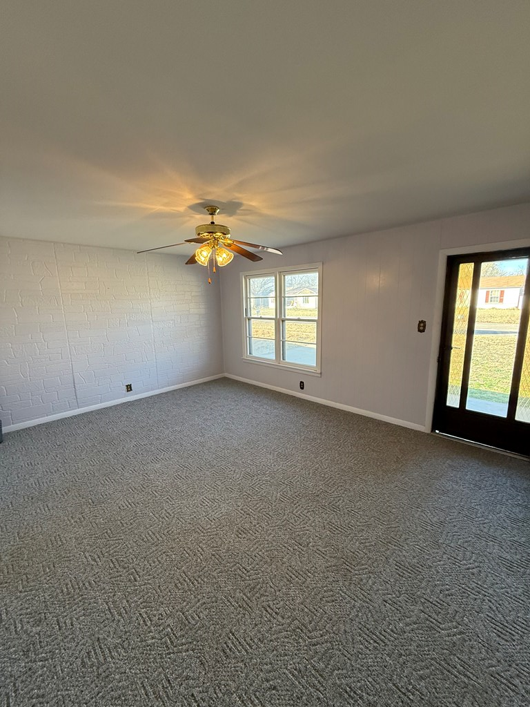 987 E 16th St, Colorado City, Texas image 4