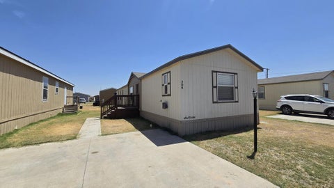 Mobile Home For Rent - 1320 N Fairgrounds Rd #706<br/> Midland, TX 79706