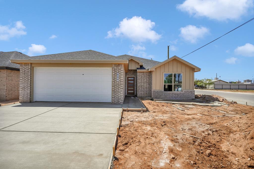 800 S Lee St, Midland, Texas image 1