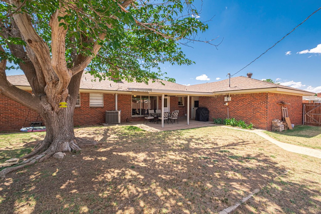 2006 Ward St, Midland, Texas image 47