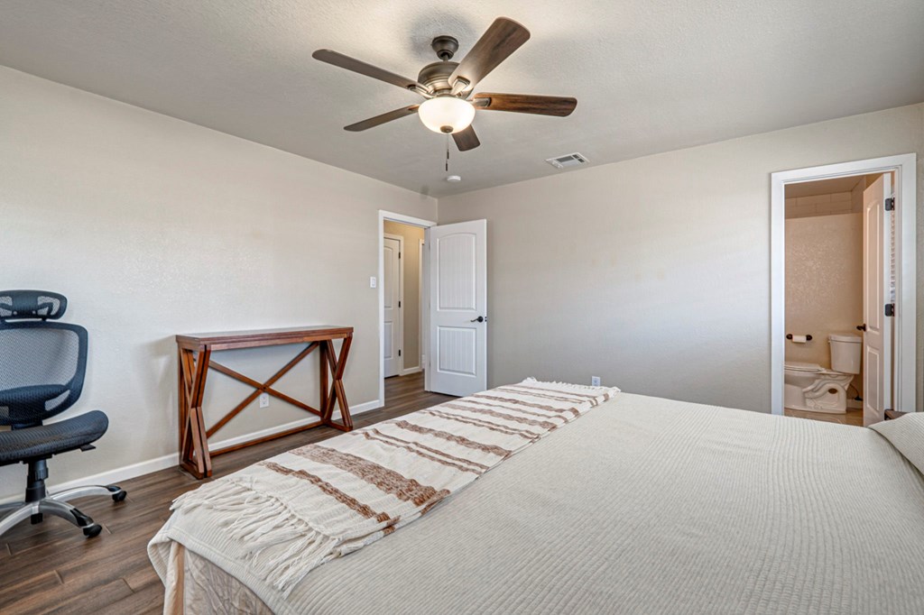 2006 Ward St, Midland, Texas image 39