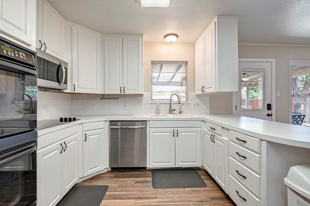 2006 Ward St, Midland, Texas image 18