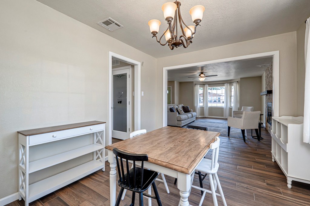 2006 Ward St, Midland, Texas image 15
