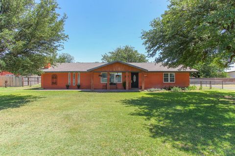 Homes For Sale - 111 S Moss Lake Rd<br/> Howard County, Big Spring, TX 79720