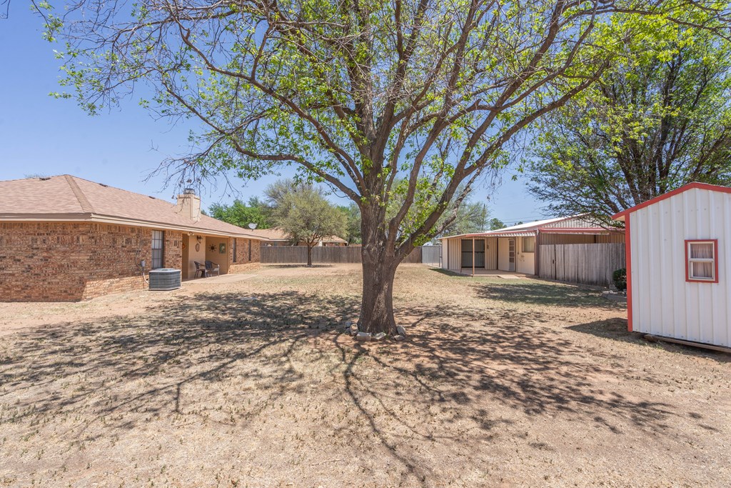 10900 E County Rd 105, Midland, Texas image 19