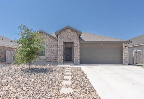 Homes For Sale - 8300 E County Rd 114<br/> Midland, TX 79706