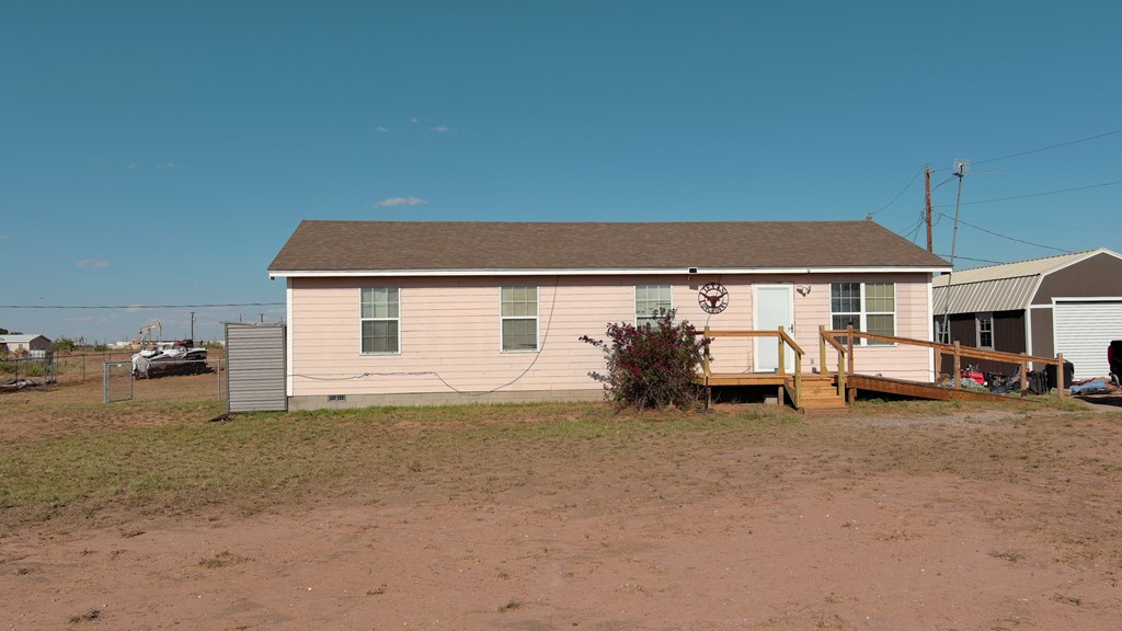 6816 N County Rd 1298, Midland, Texas image 15