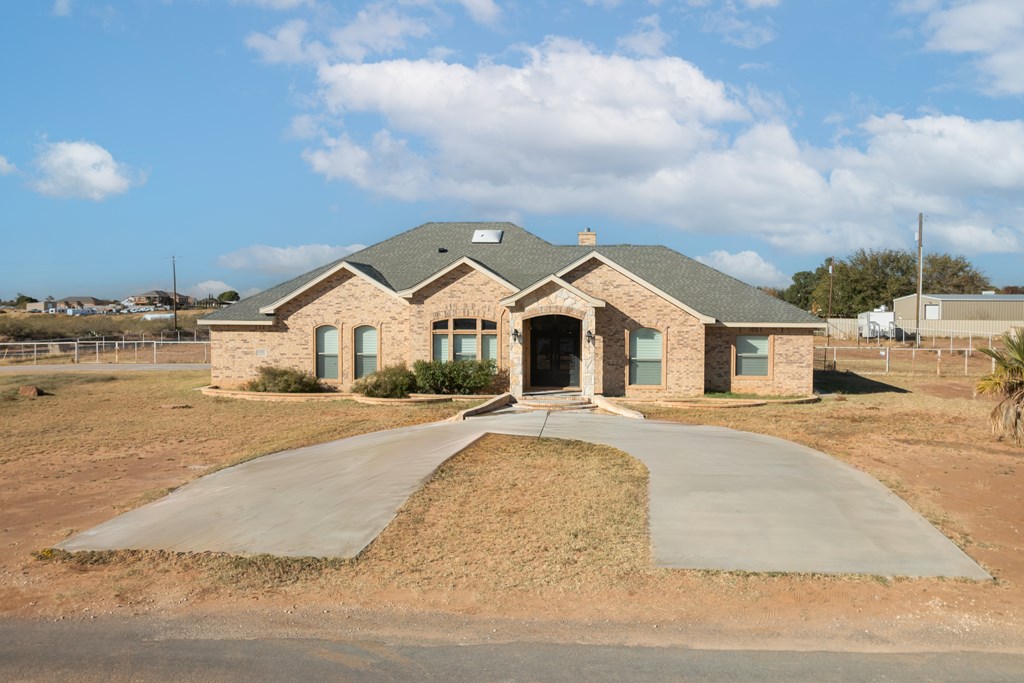 1001 E County Rd 129, Midland, Texas image 2