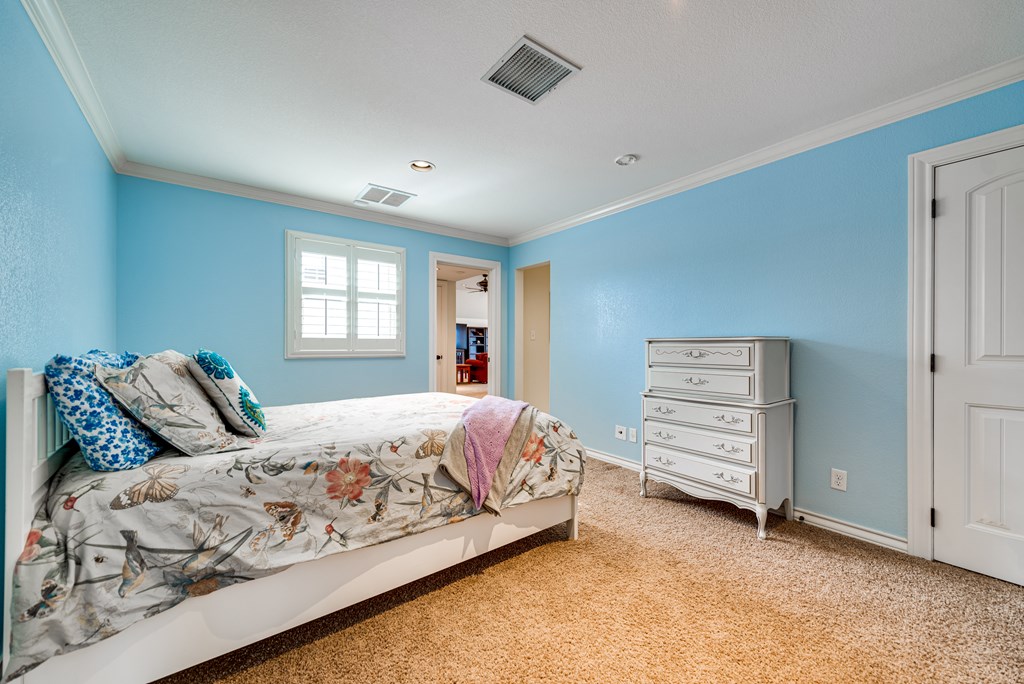 3601 Mockingbird Lane, Midland, Texas image 38