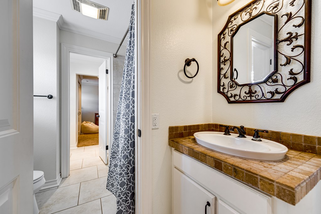 3601 Mockingbird Lane, Midland, Texas image 36