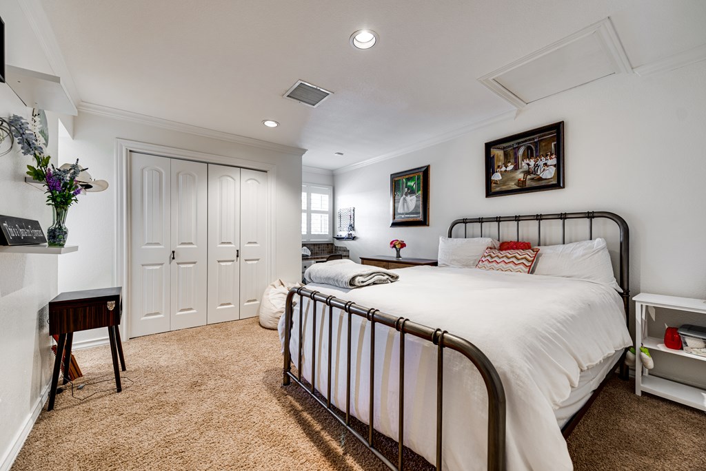 3601 Mockingbird Lane, Midland, Texas image 32