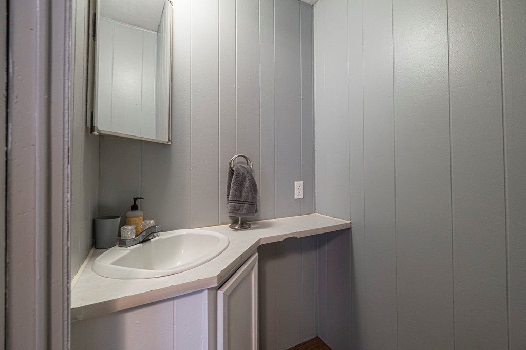 4908 S County Rd 1202, Midland, Texas image 14