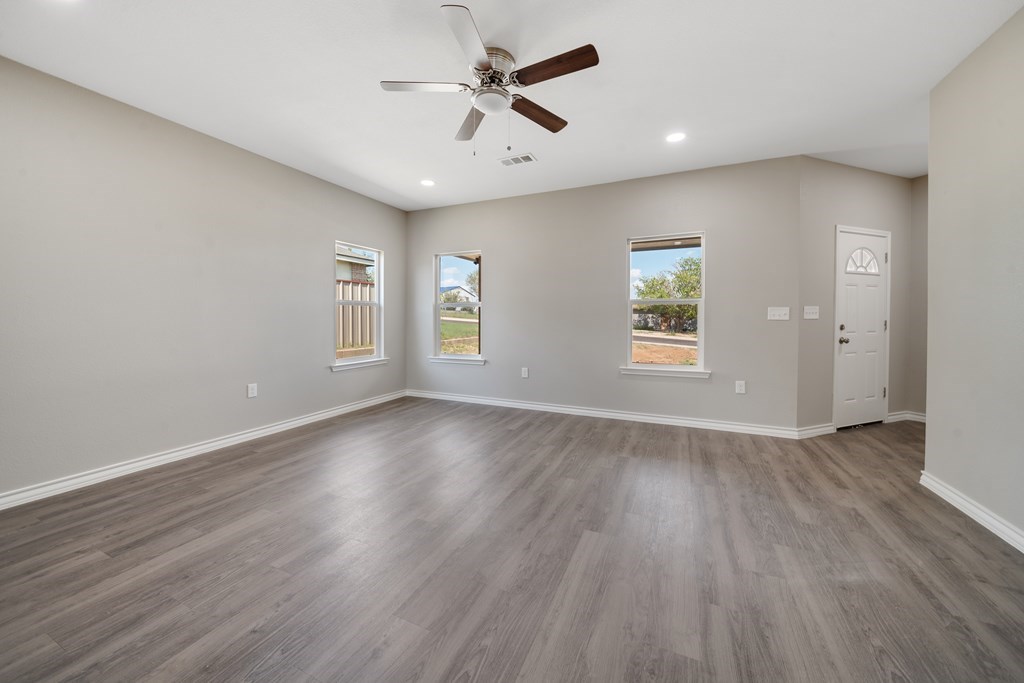 1109 Stanford, Big Spring, Texas image 3