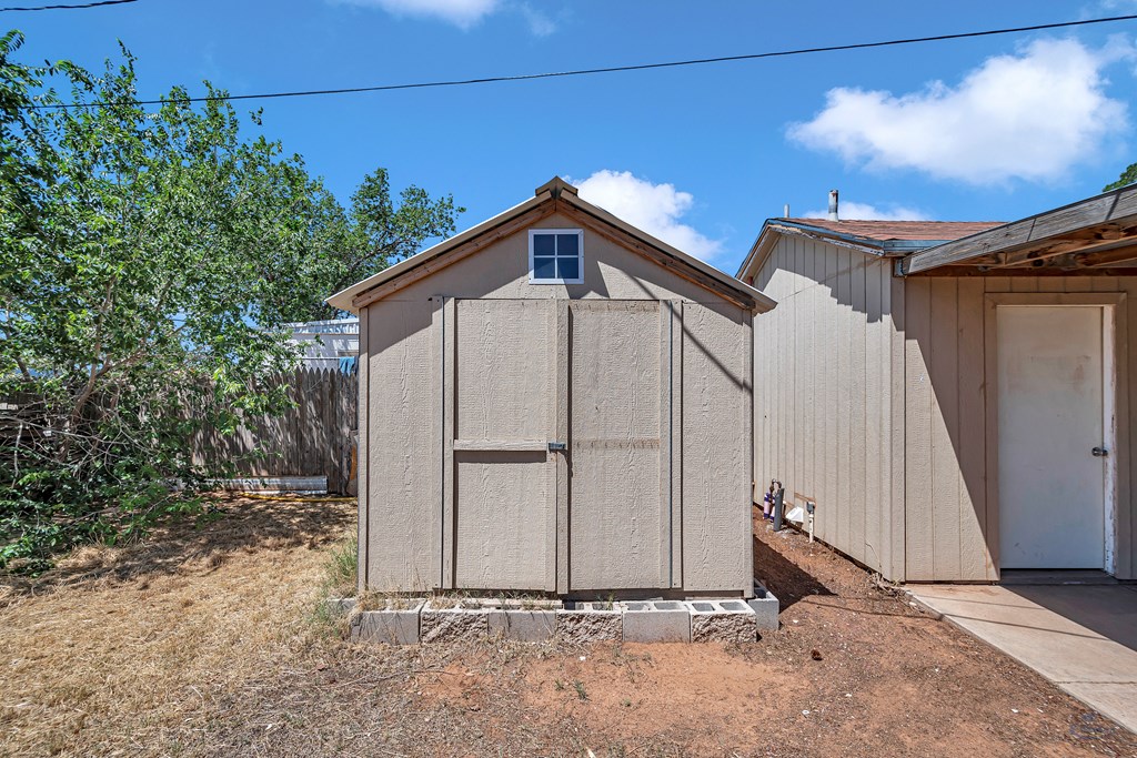 2109 Holloway Ave, Midland, Texas image 24
