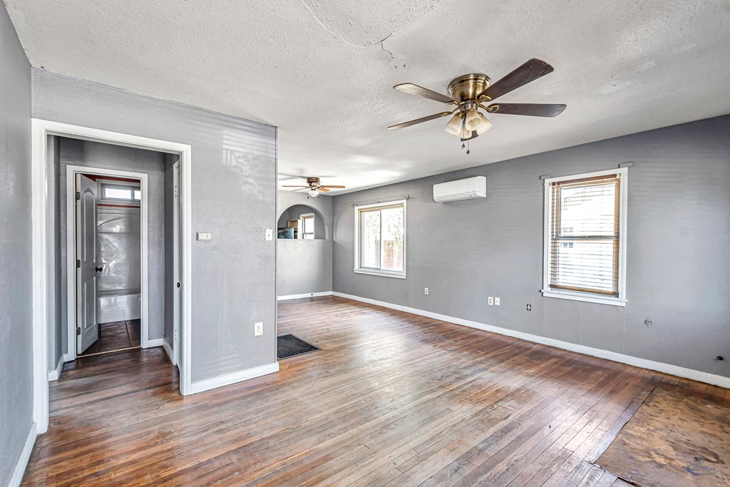 2109 Holloway Ave, Midland, Texas image 3
