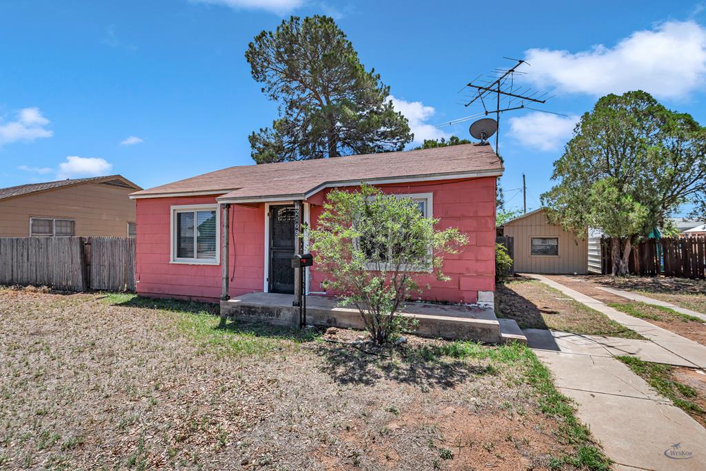 2109 Holloway Ave, Midland, Texas image 1