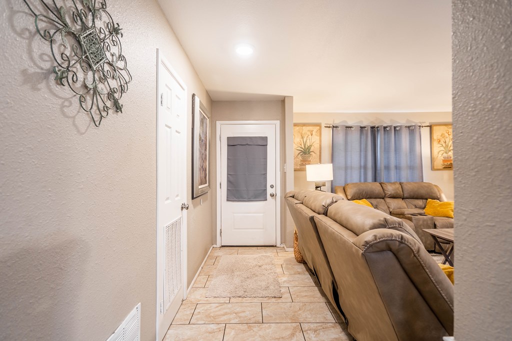 3218 Camarie Ave, Midland, Texas image 2
