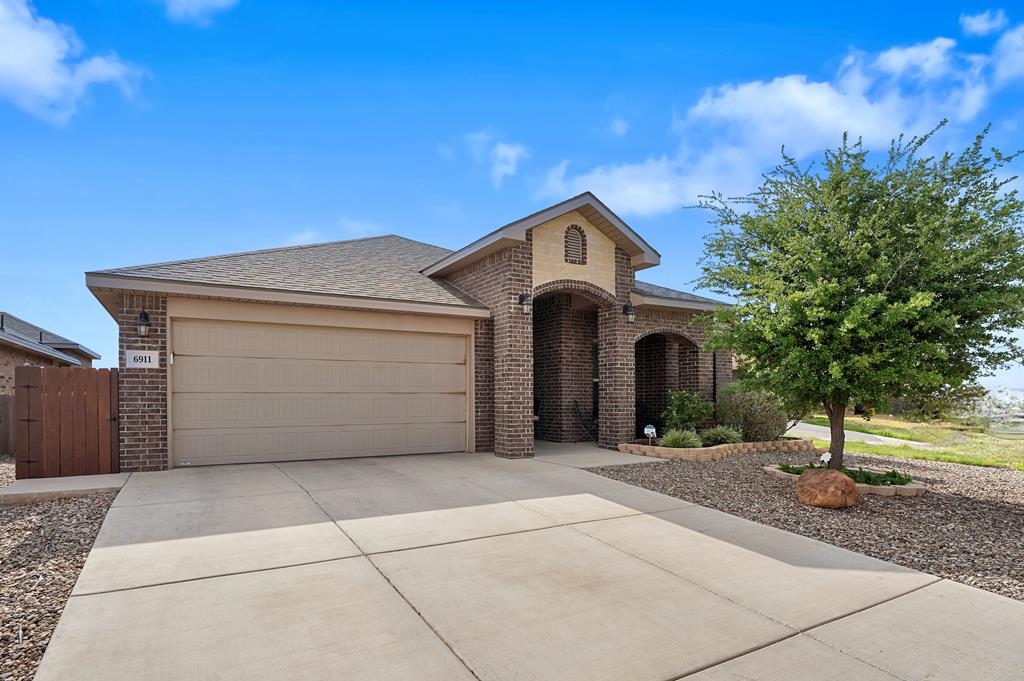 6911 Outlaw Ct, Midland, Texas image 1