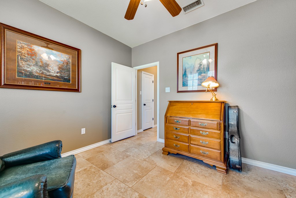 5211 Oak Valley Dr, Midland, Texas image 14