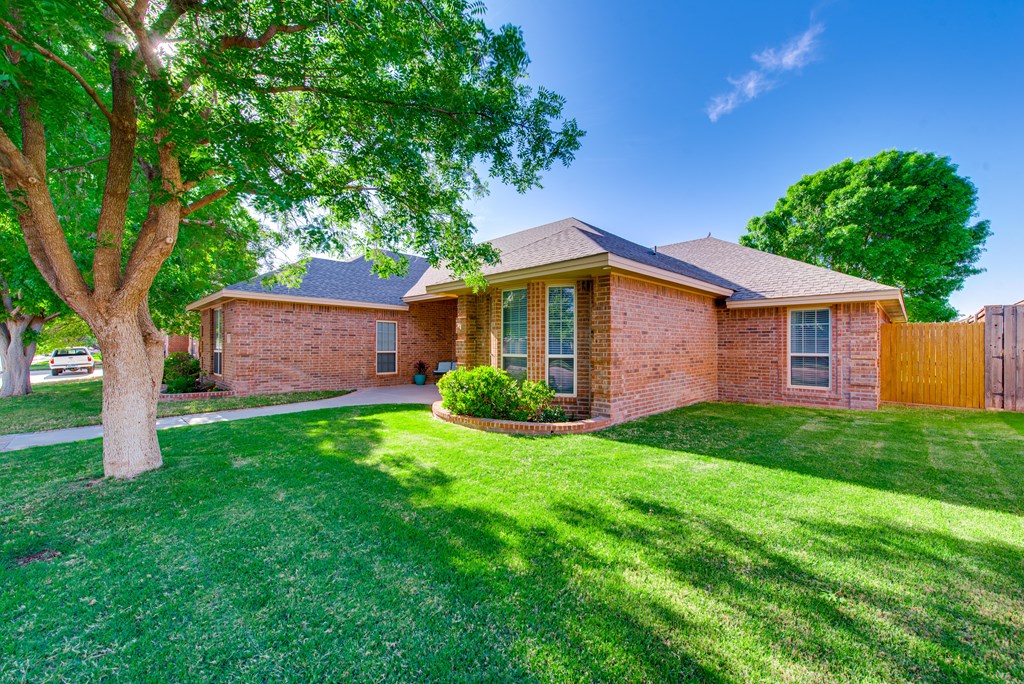 5211 Oak Valley Dr, Midland, Texas image 4
