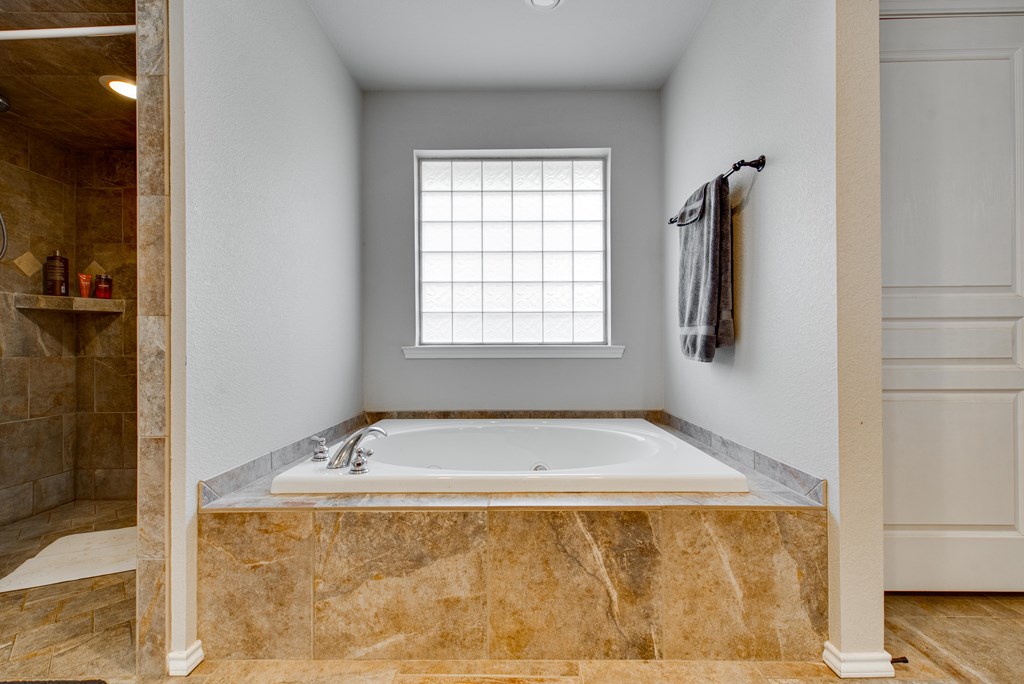 5211 Oak Valley Dr, Midland, Texas image 23