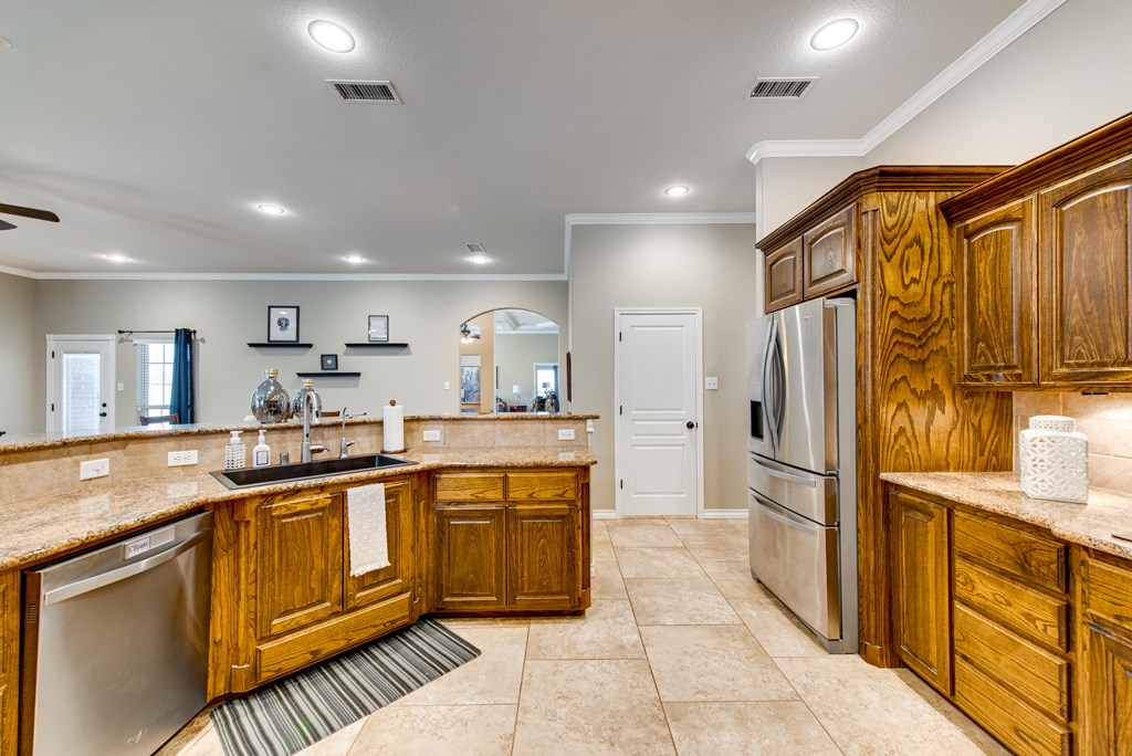 5211 Oak Valley Dr, Midland, Texas image 30