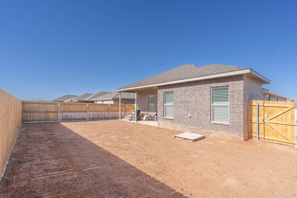 2406 Husk St, Midland, Texas image 33