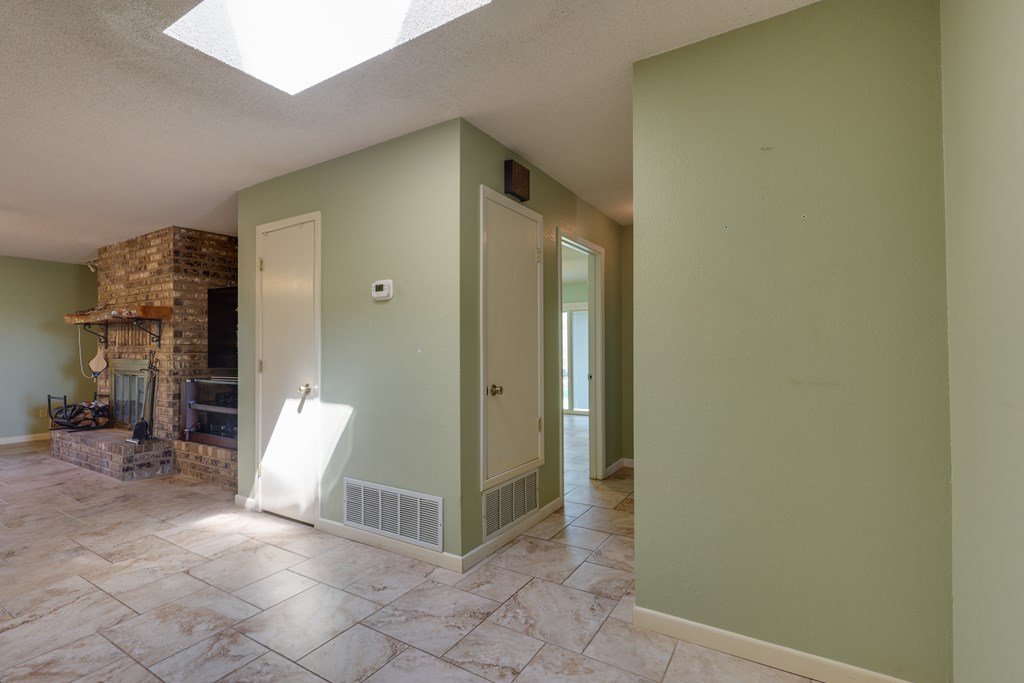 2100 Edgemere Rd, Big Spring, Texas image 9