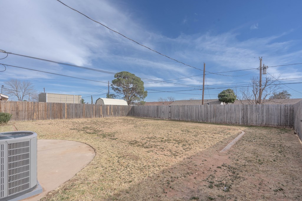 4405 Pleasant Dr, Midland, Texas image 24