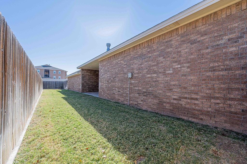 3103 Chelsea Place, Midland, Texas image 6