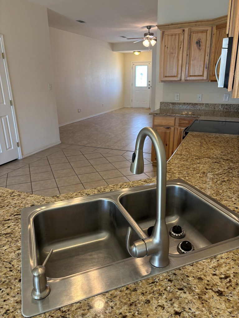 4713 Harvard Ave #B, Midland, Texas image 5