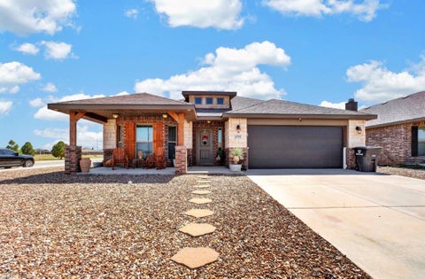 Homes For Sale - 6701 Cowboy Dr<br/> Midland, TX 79705
