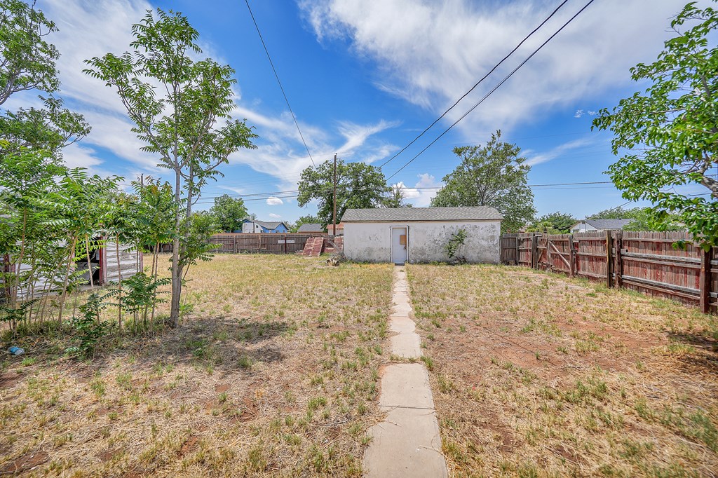 419 N Belmont, Odessa, Texas image 14