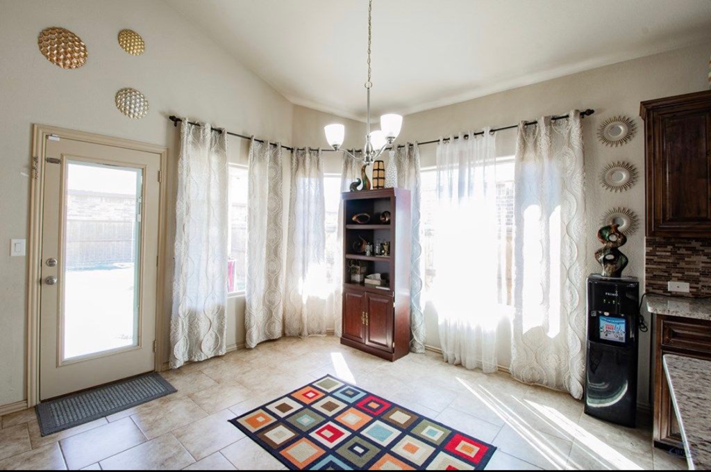 619 Victory Parkway, Midland, Texas image 11
