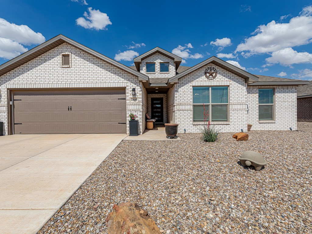 6909 Lady Bird Ln, Midland, Texas image 4