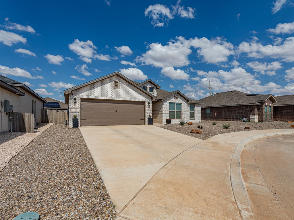 6909 Lady Bird Ln, Midland, Texas image 3