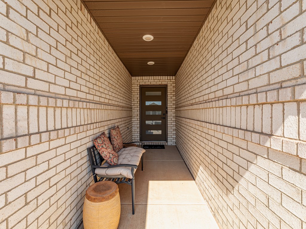 6909 Lady Bird Ln, Midland, Texas image 5