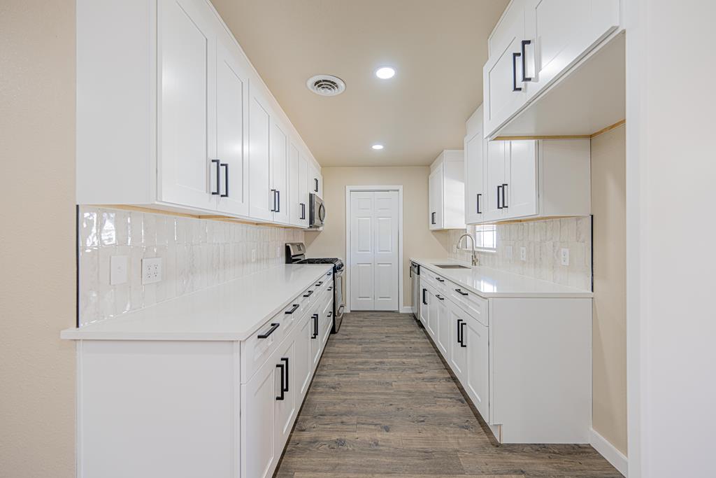 4300 Parkdale Dr, Midland, Texas image 6