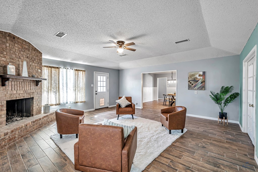 1800 Hughes St, Midland, Texas image 8