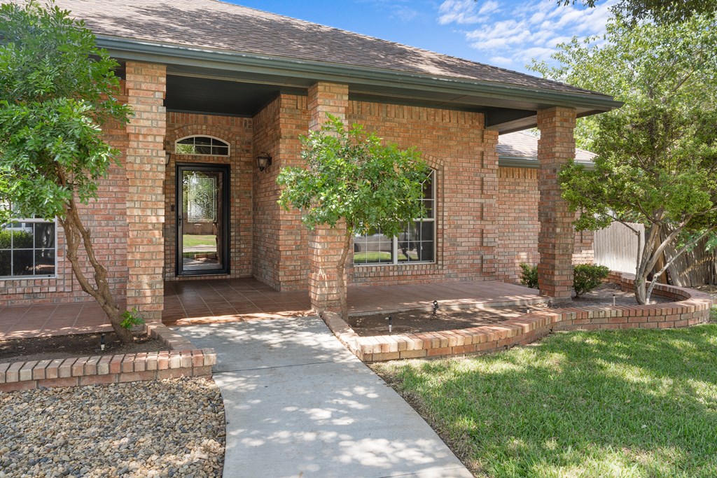 704 Craigmont Ave, Big Spring, Texas image 3