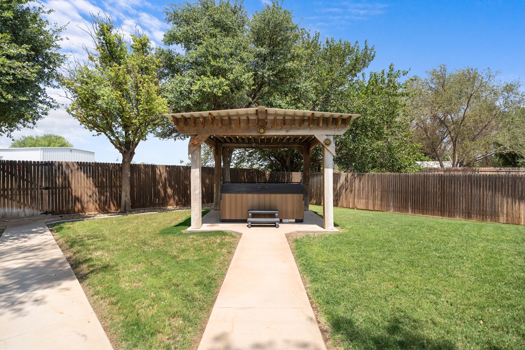 704 Craigmont Ave, Big Spring, Texas image 29