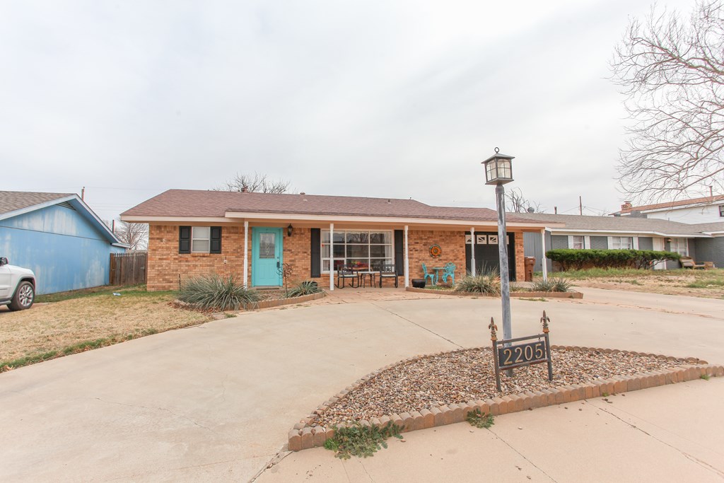 2205 Cecilia St, Big Spring, Texas image 3