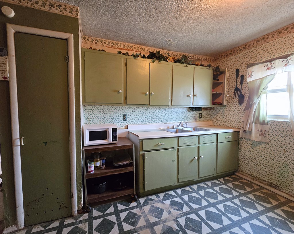 710 S Tilden, Midland, Texas image 7